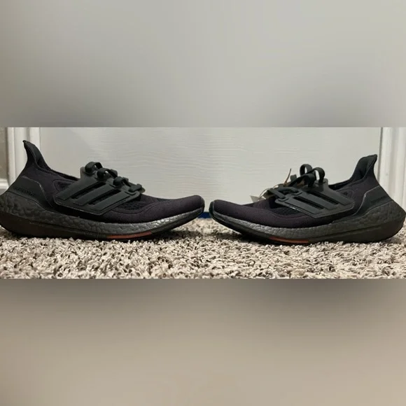 Adidas Running Shoes - Picture 6 of 7